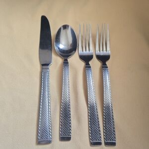 Cambridge Geometric Stainless Flatware Silverware Mixed Lot 4 piece Extras